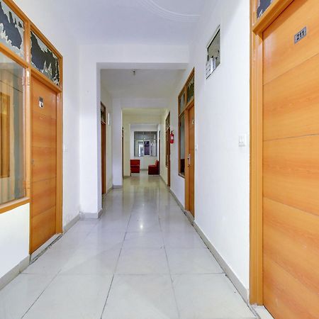 Hotel O Platinum Inn Nayagaon エクステリア 写真